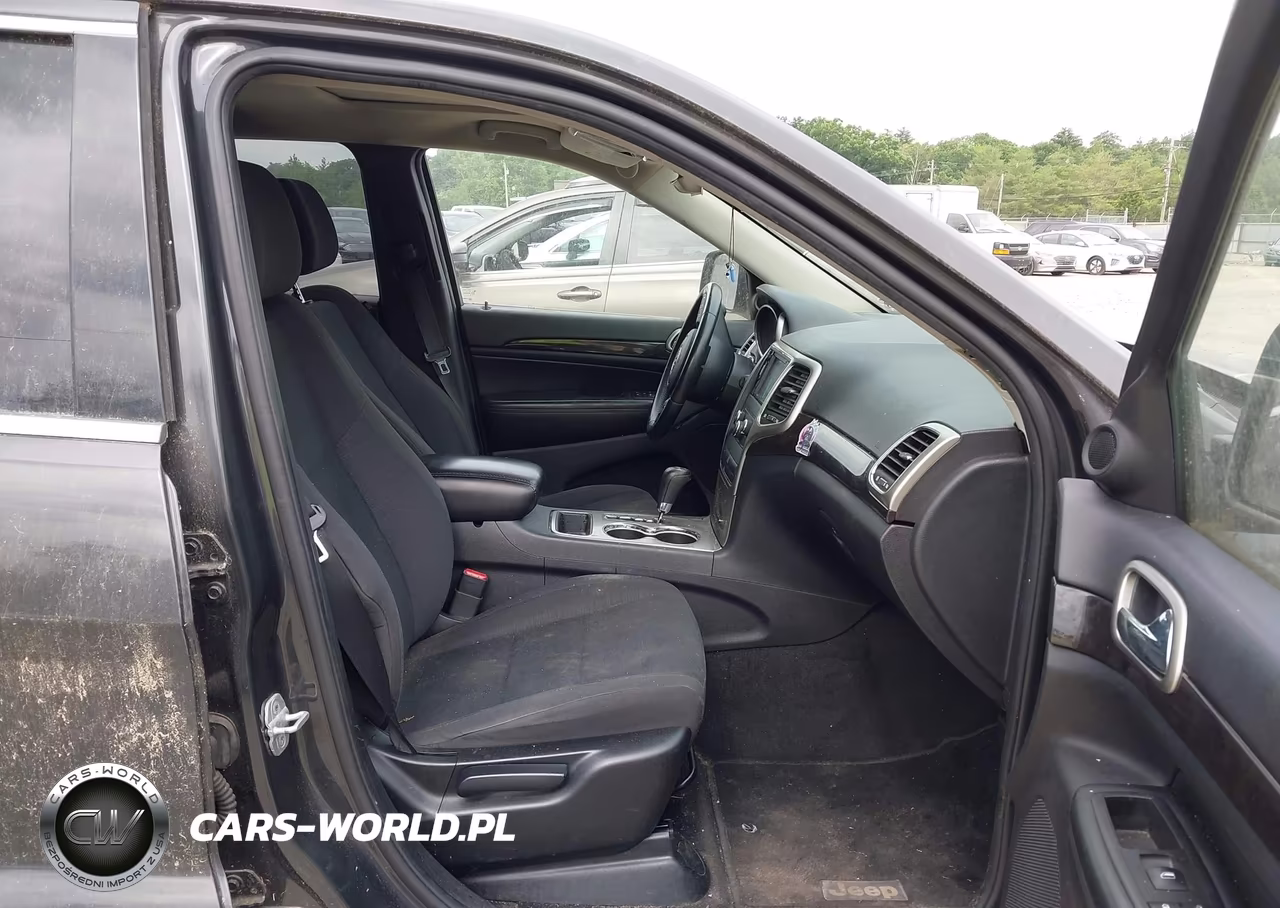 2011 Jeep Grand Cherokee Laredo VIN:1J4RR4GG6BC523347 - 5