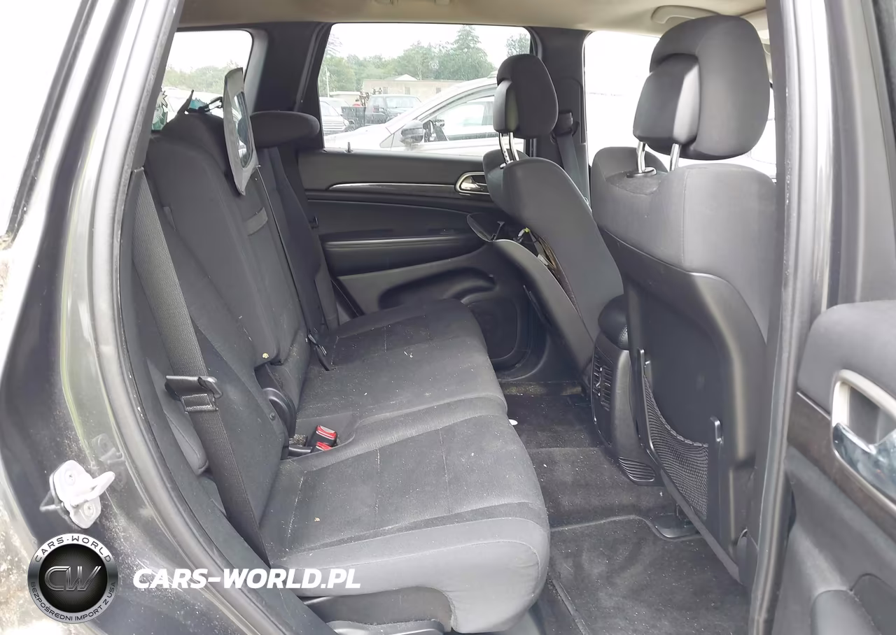 2011 Jeep Grand Cherokee Laredo VIN:1J4RR4GG6BC523347 - 8