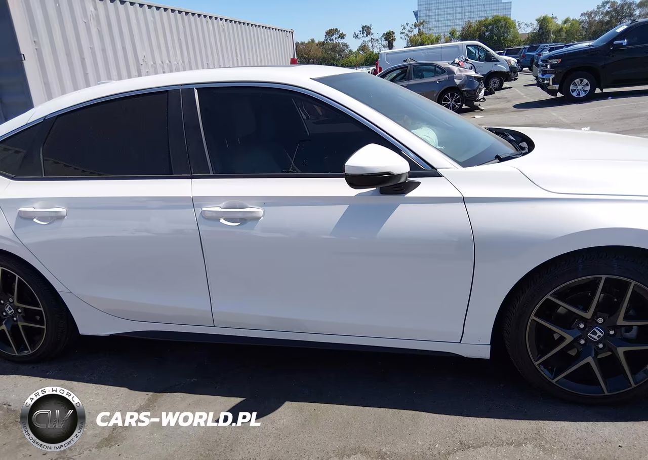 2024 Honda Civic Sport Touring VIN:19XFL1H85RE025126 - 13