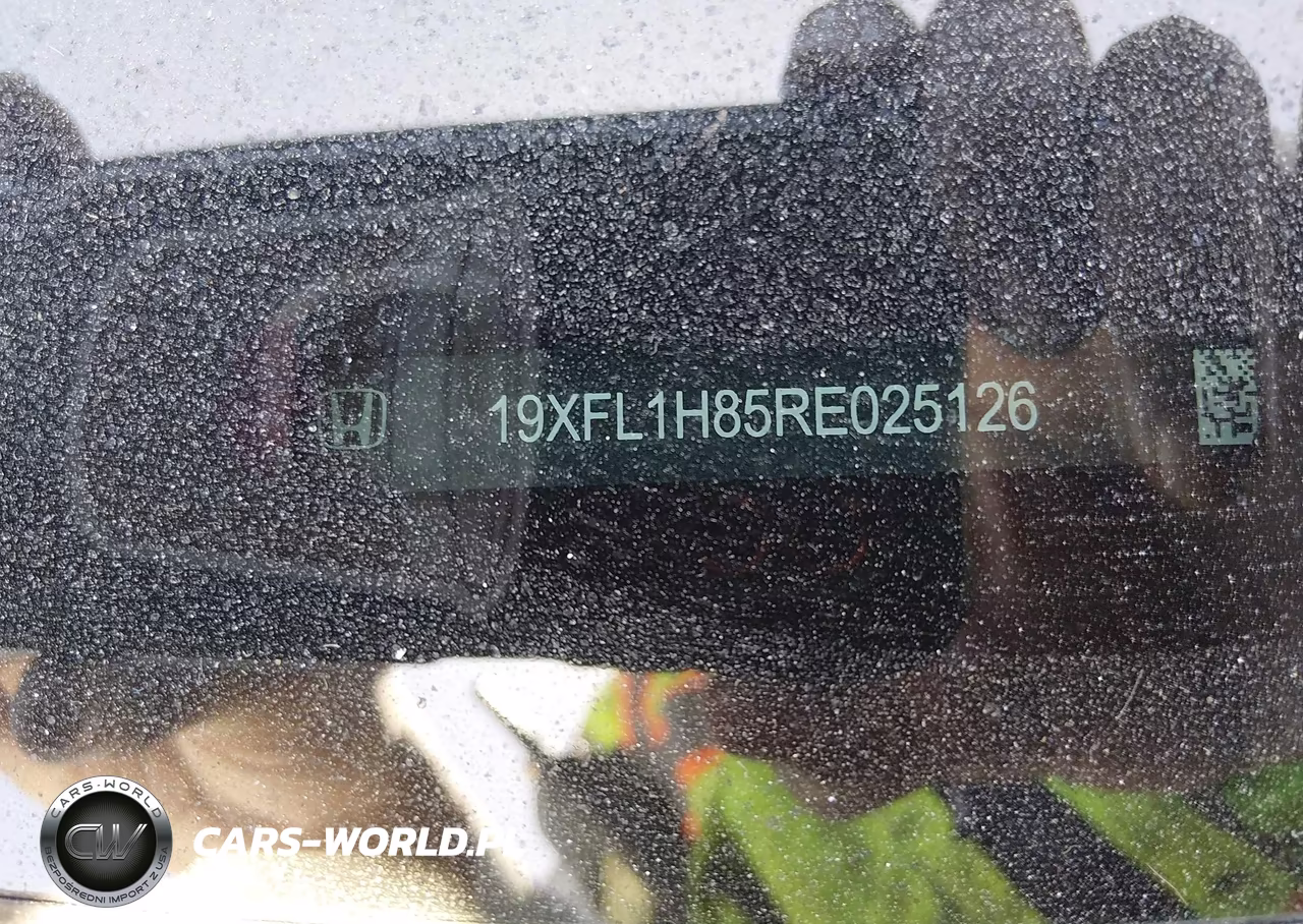 2024 Honda Civic Sport Touring VIN:19XFL1H85RE025126 - 9