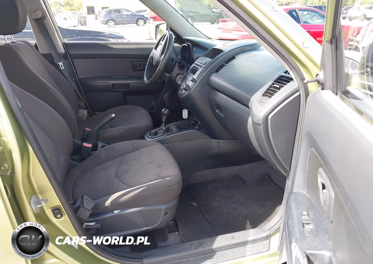 2012 Kia Soul VIN:KNDJT2A55C7386461 - 5