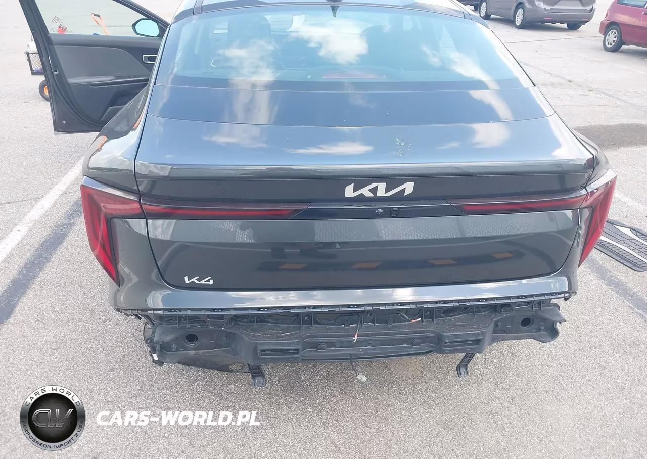 2025 Kia K4 Lxs VIN:3KPFT4DE2SE228977 - 17