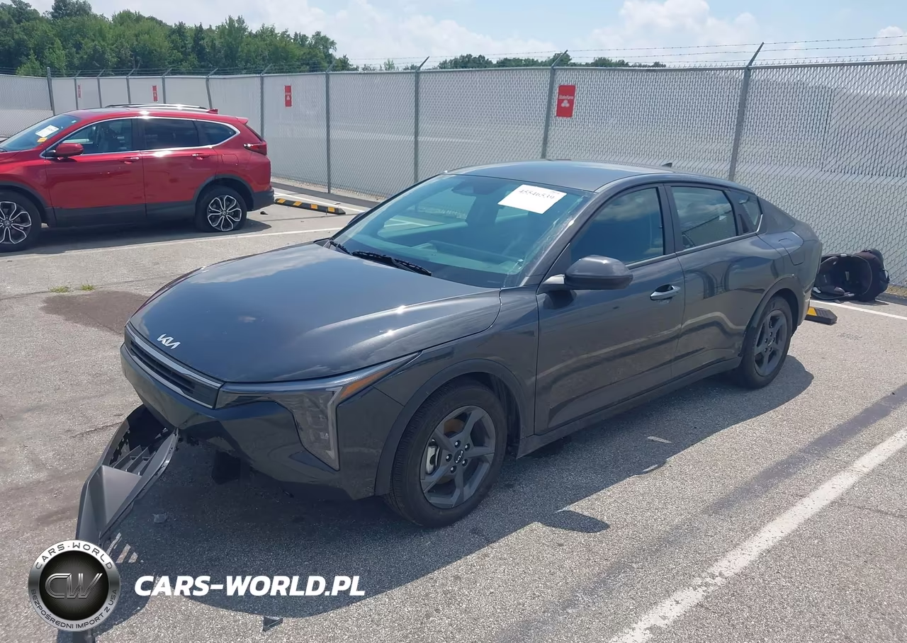 2025 Kia K4 Lxs VIN:3KPFT4DE2SE228977 - 2