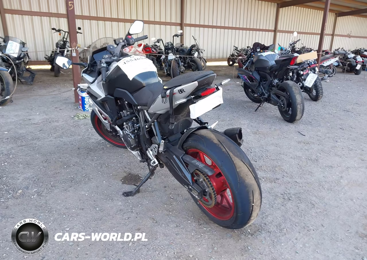 2024 Suzuki Gsx800 F VIN:JS1EM13B6R7100521 - 3