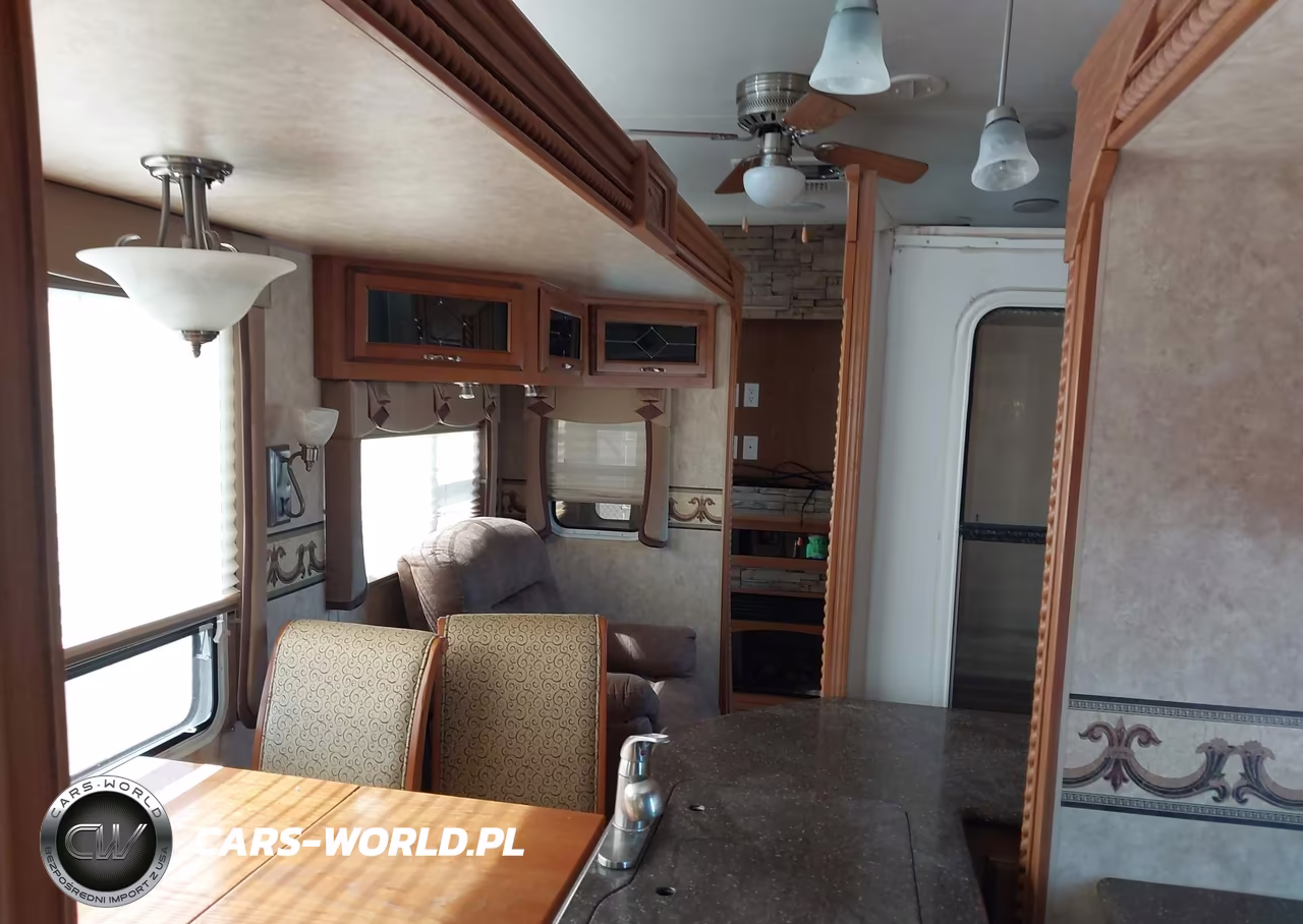 2009 Crossroads Rv Seville Series M-35 VIN:4V0FC35209E004178 - 5