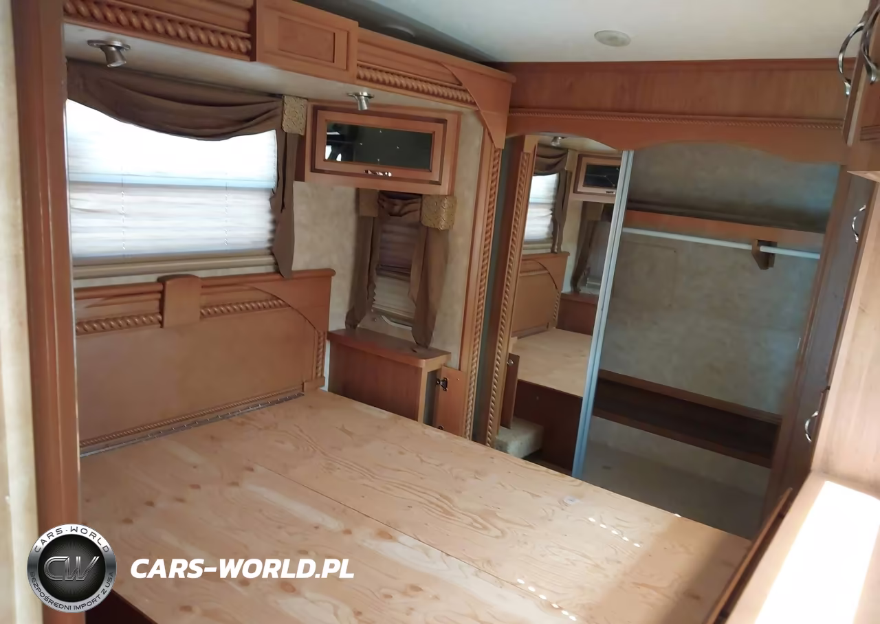 2009 Crossroads Rv Seville Series M-35 VIN:4V0FC35209E004178 - 8