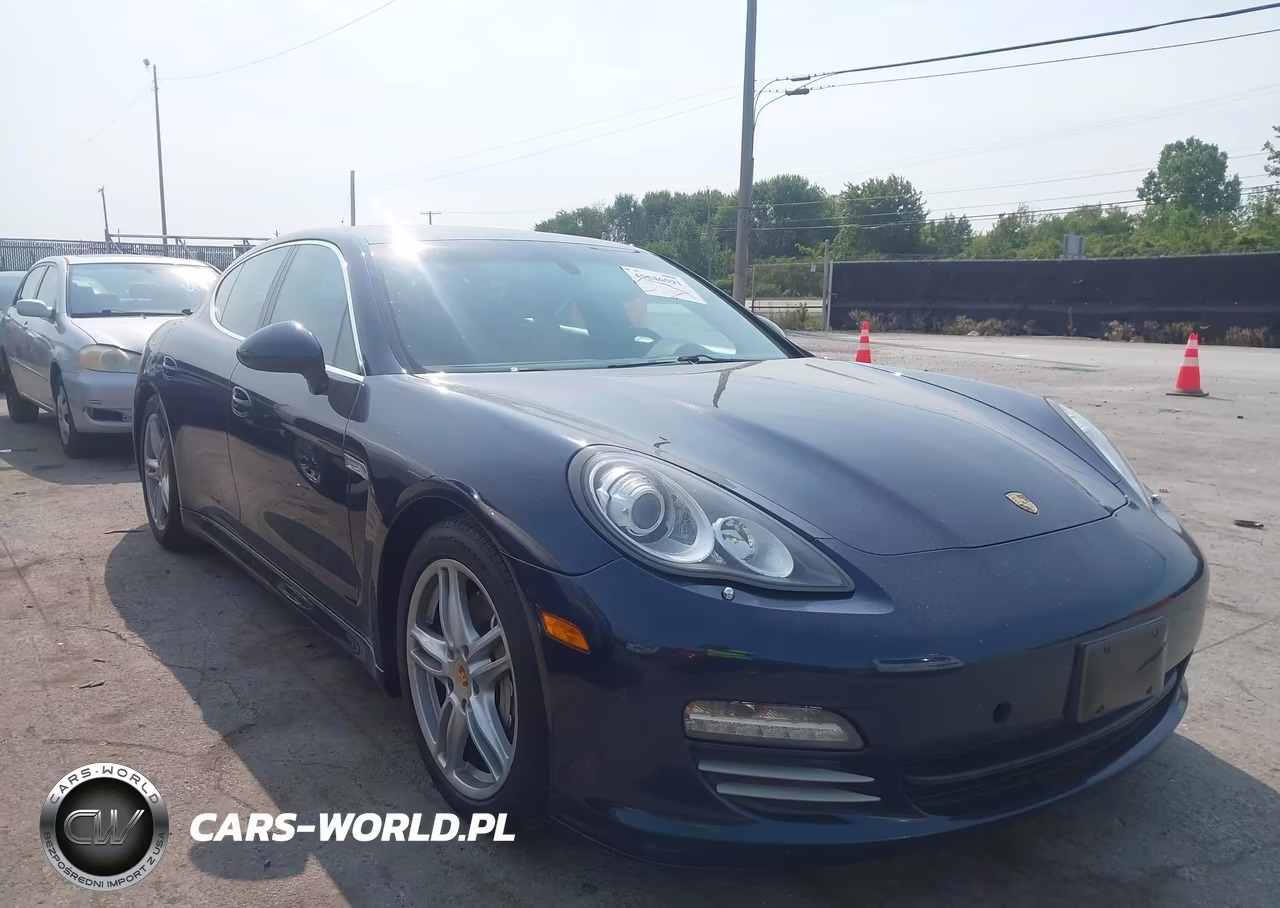 2010 Porsche Panamera 4S