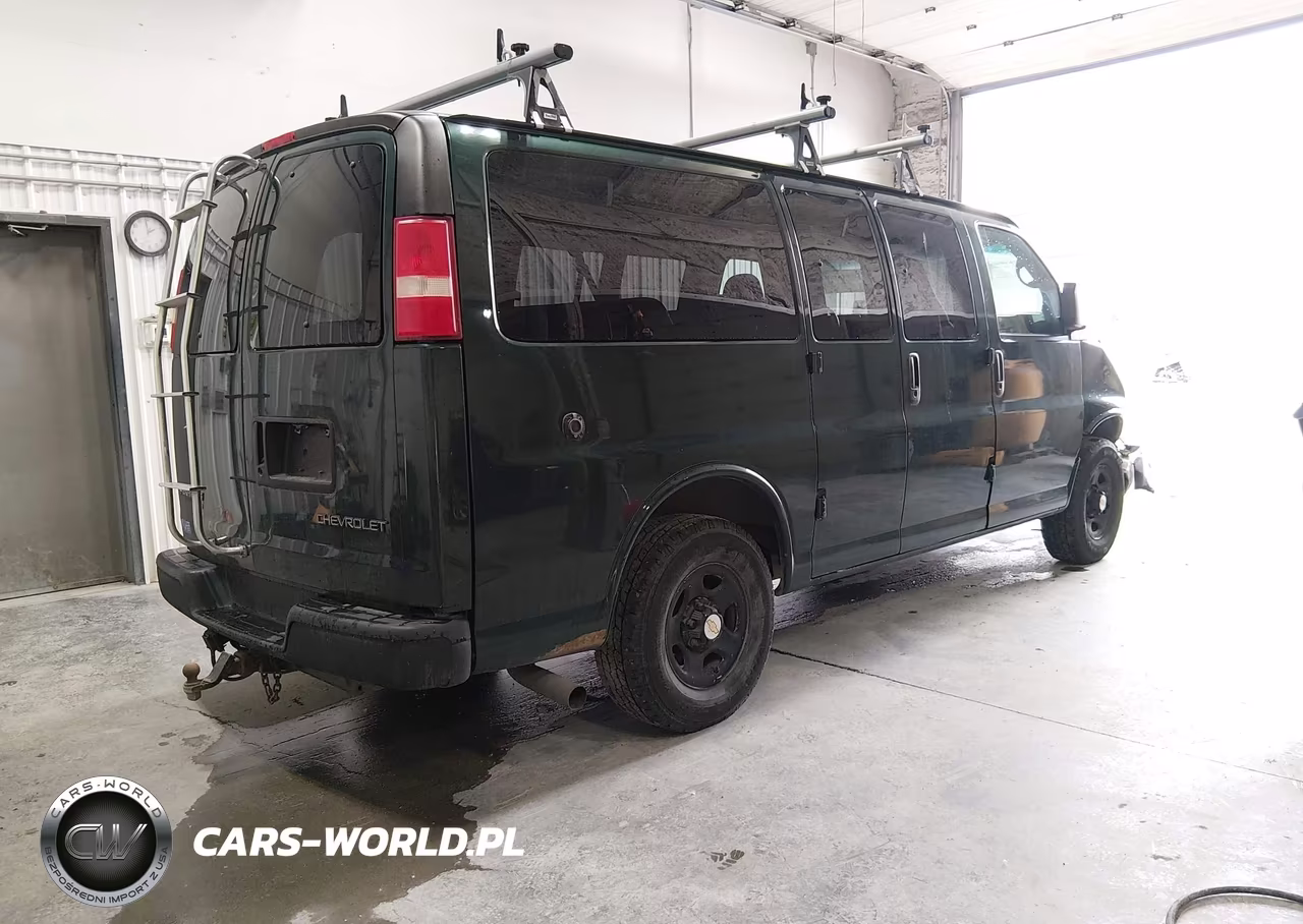 2005 Chevrolet Express Passenger VIN:1GNFH15T651194831 - 4