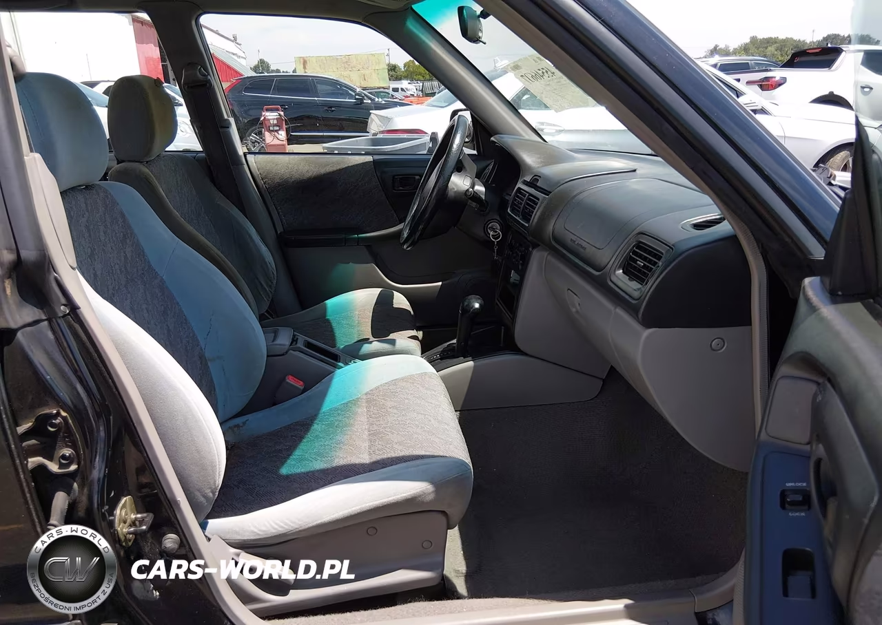 1999 Subaru Forester L VIN:JF1SF6353XH737695 - 5