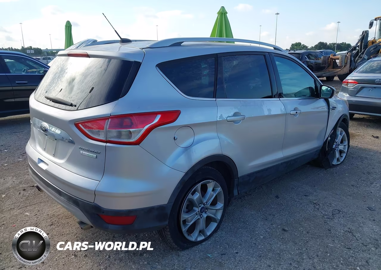 2014 Ford Escape Titanium VIN:1FMCU0J9XEUA79493 - 4