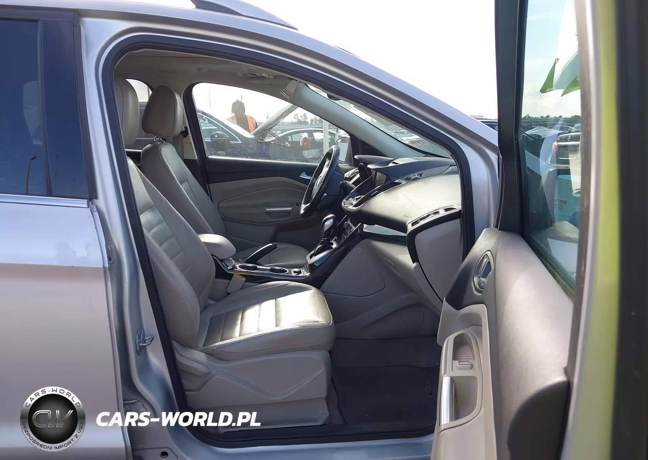 2014 Ford Escape Titanium VIN:1FMCU0J9XEUA79493 - 5