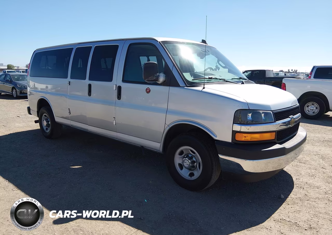 2017 Chevrolet Express 3500 Lt – zdjęcie 1 z 22