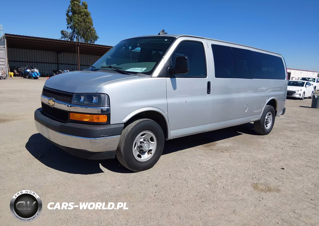 2017 Chevrolet Express 3500 Lt VIN:1GAZGPFF2H1273365 - 2