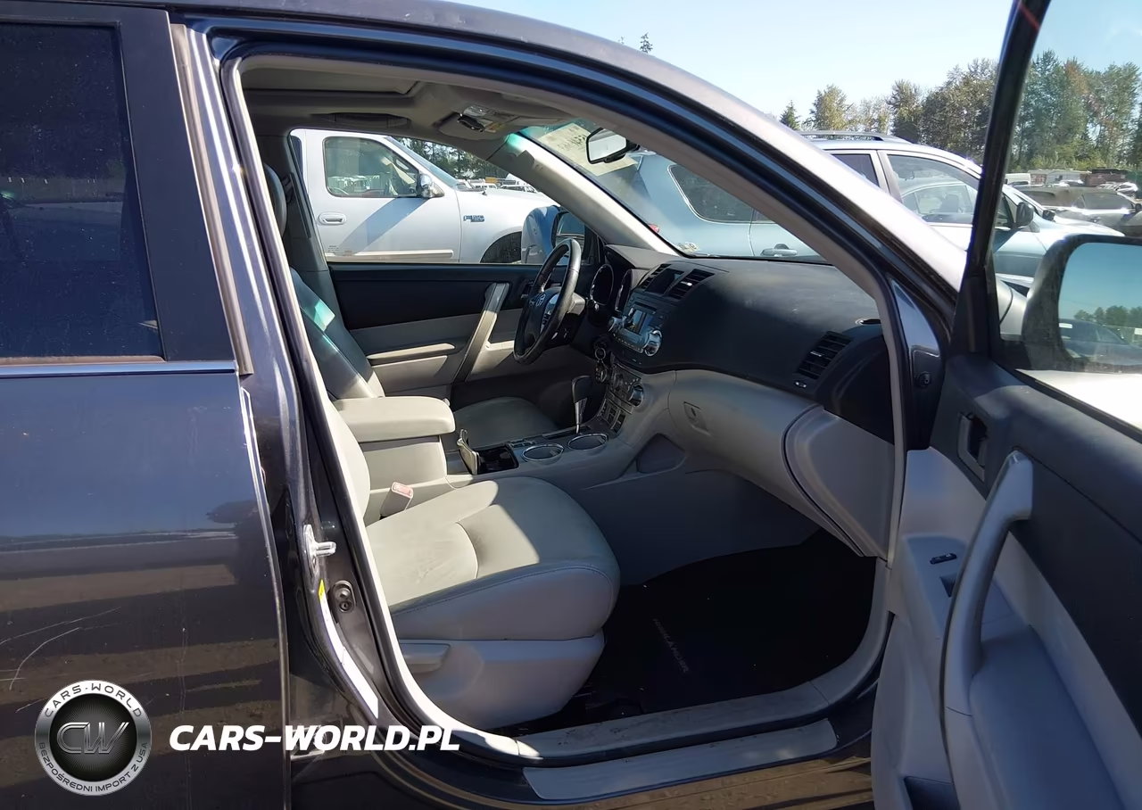 2011 Toyota Highlander Se V6 VIN:5TDBK3EH9BS073905 - 5