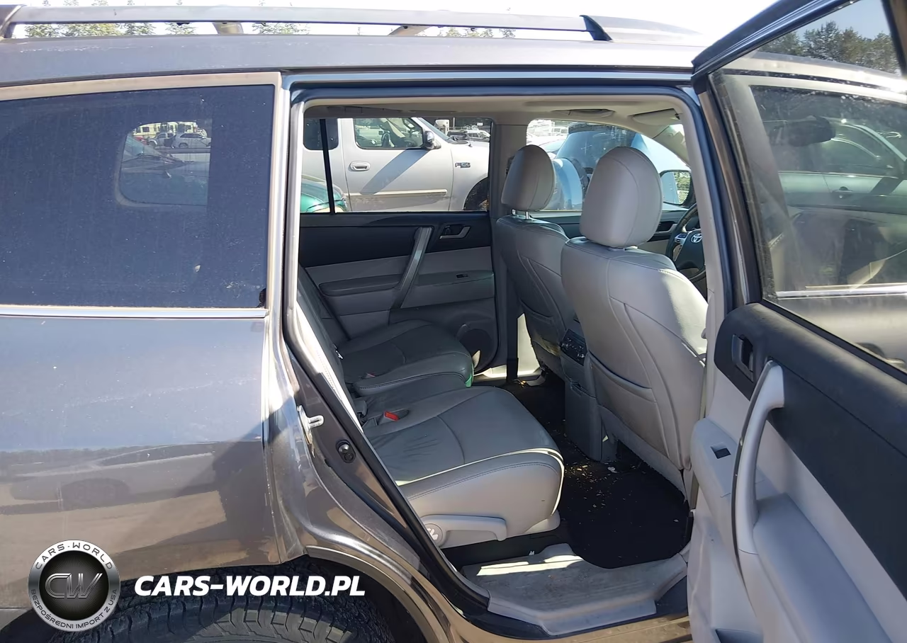2011 Toyota Highlander Se V6 VIN:5TDBK3EH9BS073905 - 8
