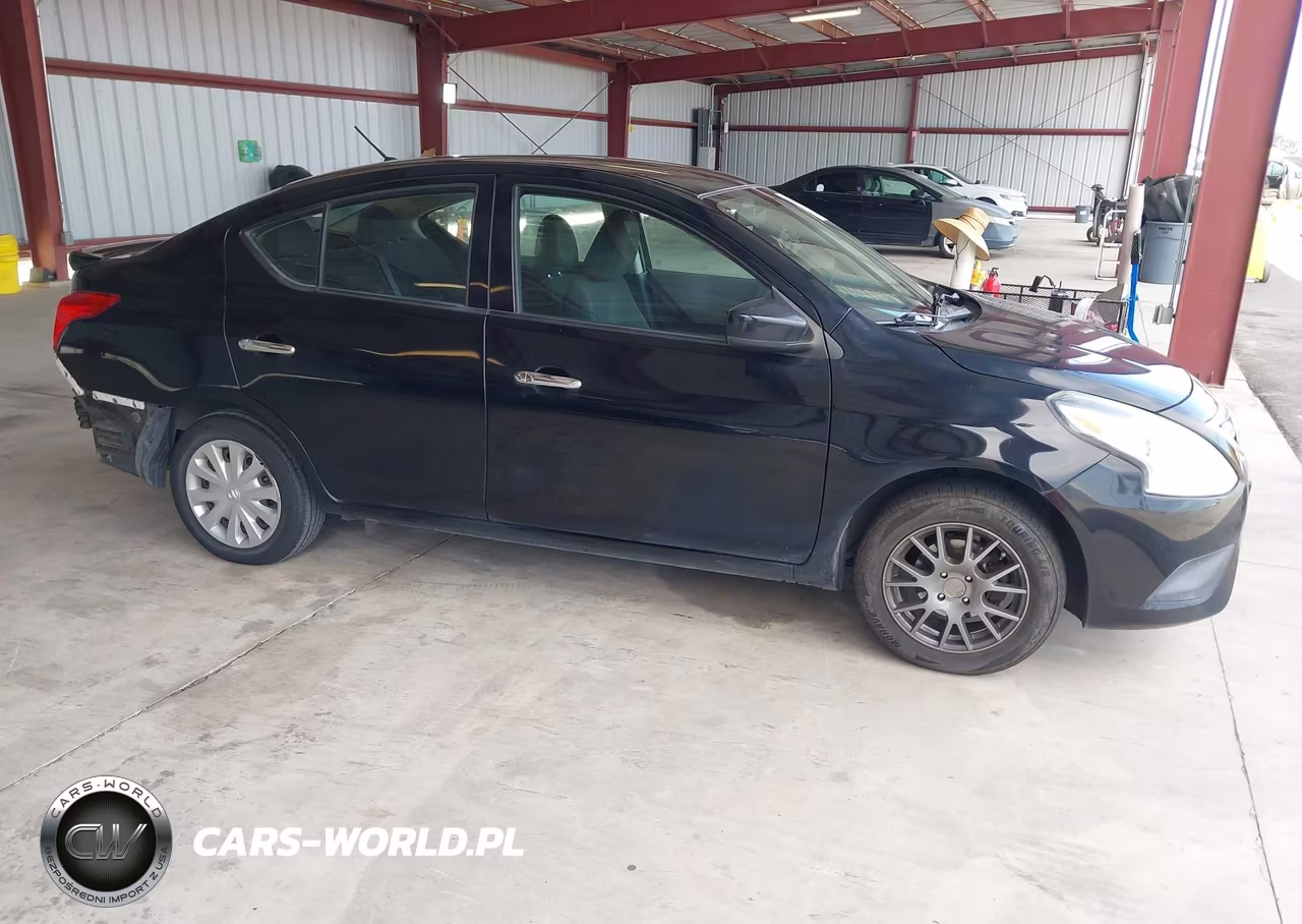 2017 Nissan Versa 1.6 Sv