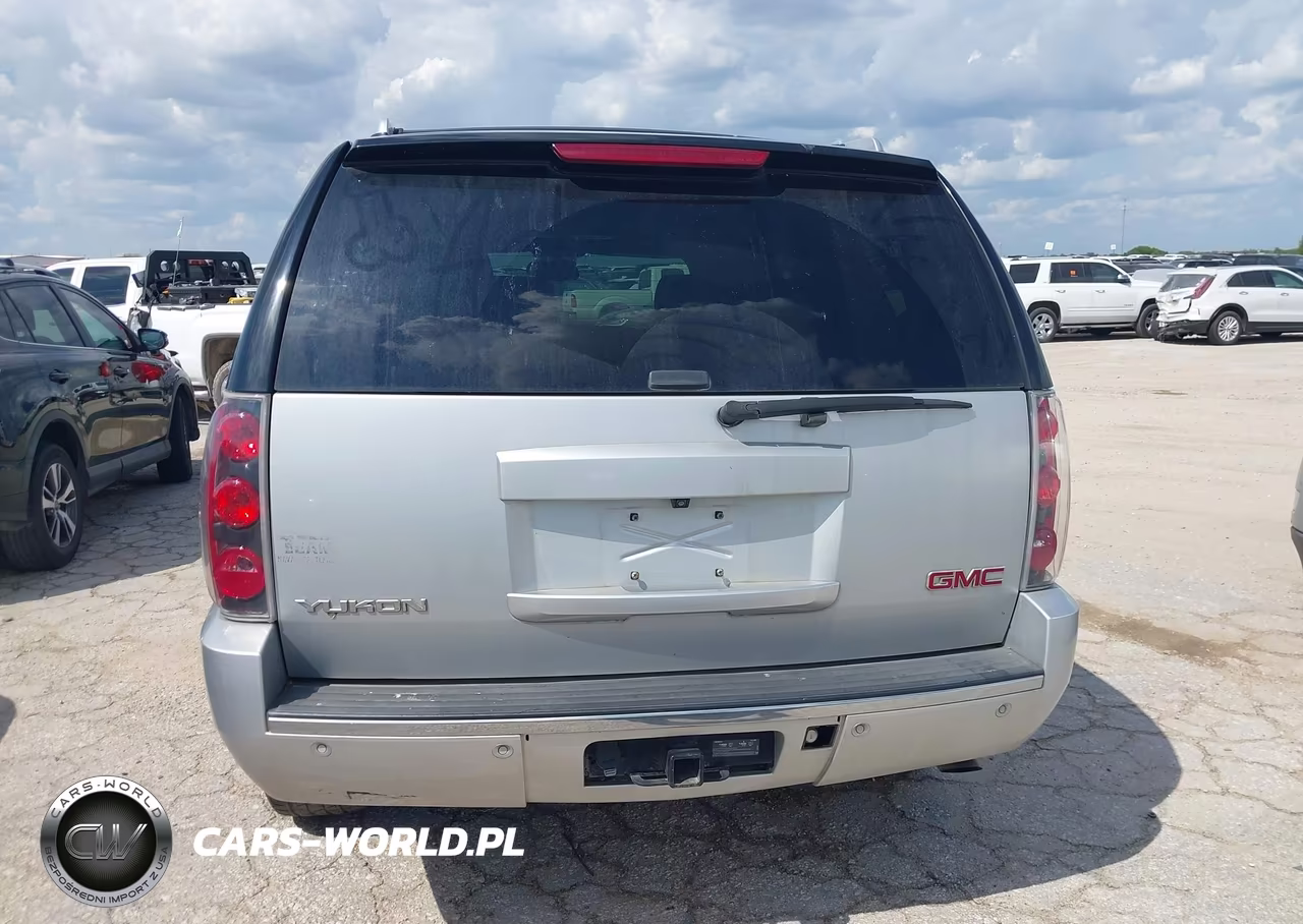 2013 GMC Yukon Denali VIN:1GKS2EEF7DR376911 - 16
