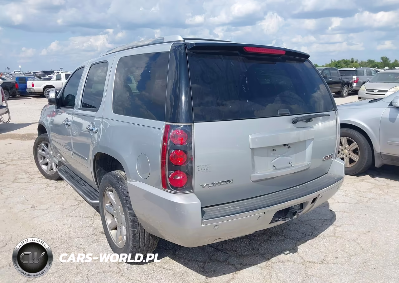 2013 GMC Yukon Denali VIN:1GKS2EEF7DR376911 - 3