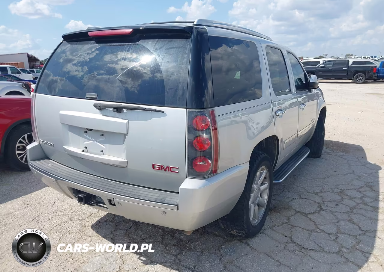 2013 GMC Yukon Denali VIN:1GKS2EEF7DR376911 - 4