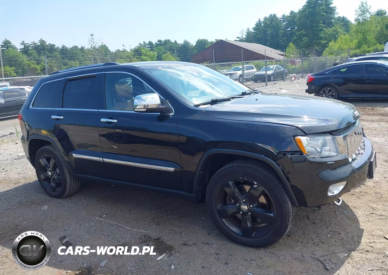 2013 Jeep Grand Cherokee Overland Summit