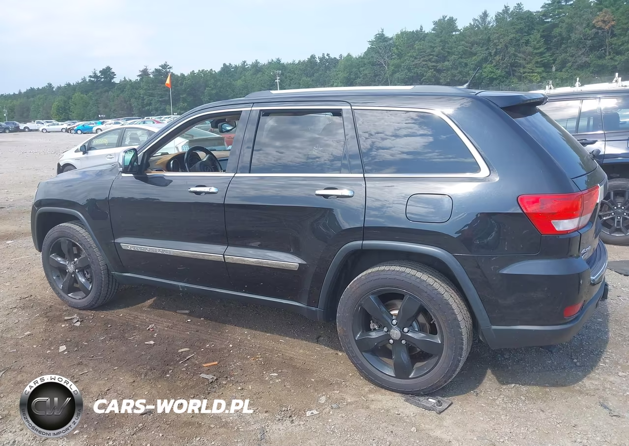 2013 Jeep Grand Cherokee Overland Summit VIN:1C4RJFCT4DC563375 - 3