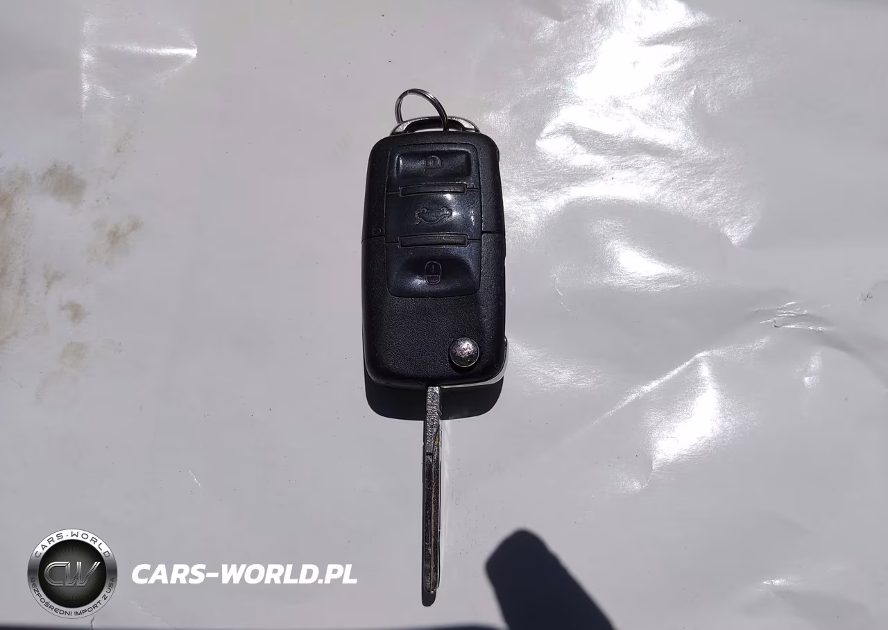 2008 Volkswagen New Beetle S-Se VIN:3VWRW31C98M508487 - 11