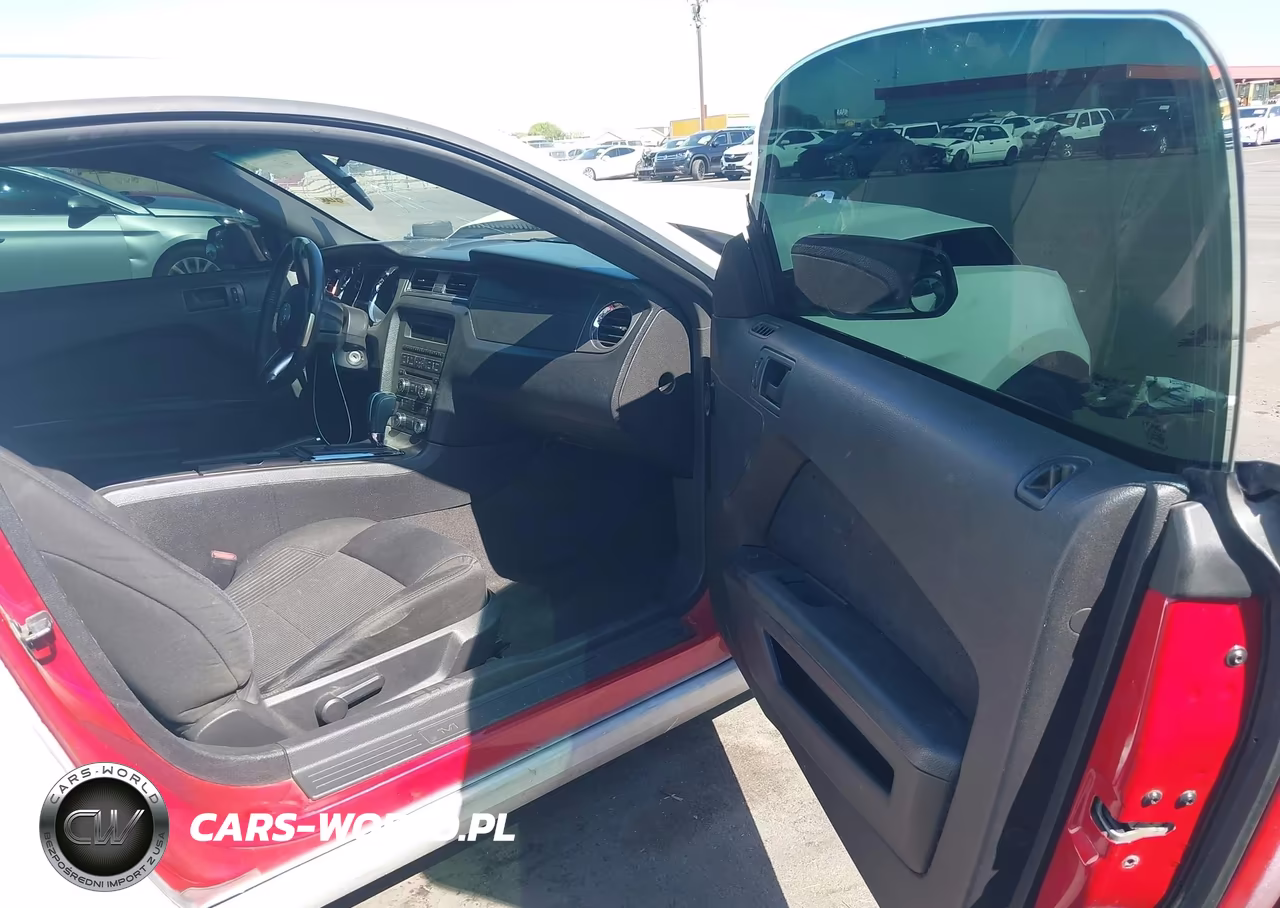 2013 Ford Mustang V6-V6 Premium VIN:1ZVBP8AM0D5244886 - 5