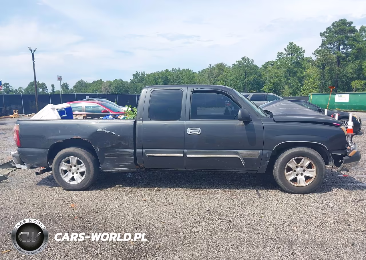 2005 Chevrolet Silverado 1500 Ls VIN:2GCEC19V151180599 - 14