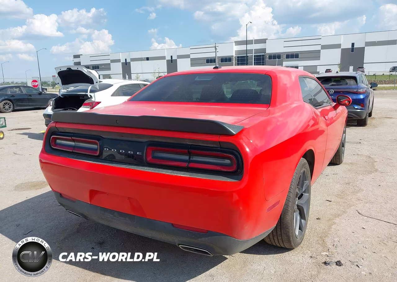 2019 Dodge Challenger Sxt VIN:2C3CDZAG3KH530175 - 4