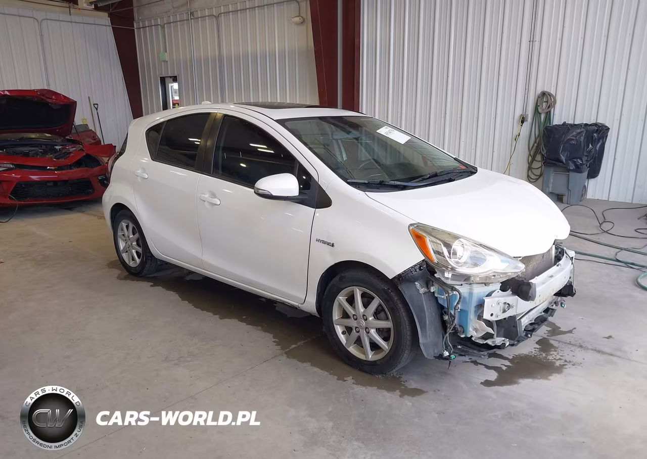 2015 Toyota Prius C Four