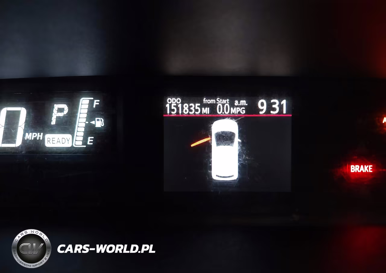 2015 Toyota Prius C Four VIN:JTDKDTB39F1111543 - 13