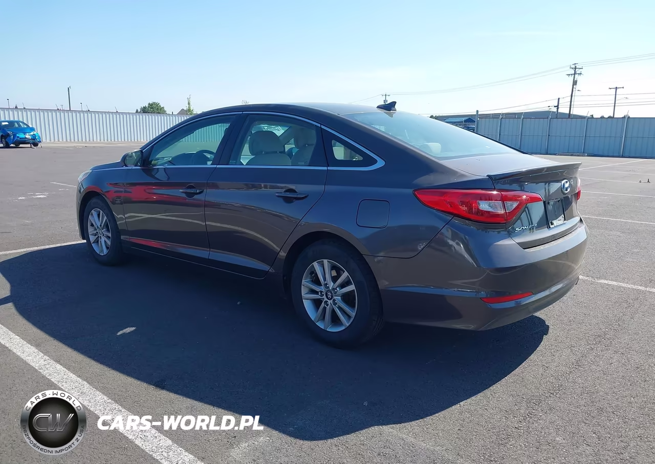 2016 Hyundai Sonata Se VIN:5NPE24AFXGH327299 - 3