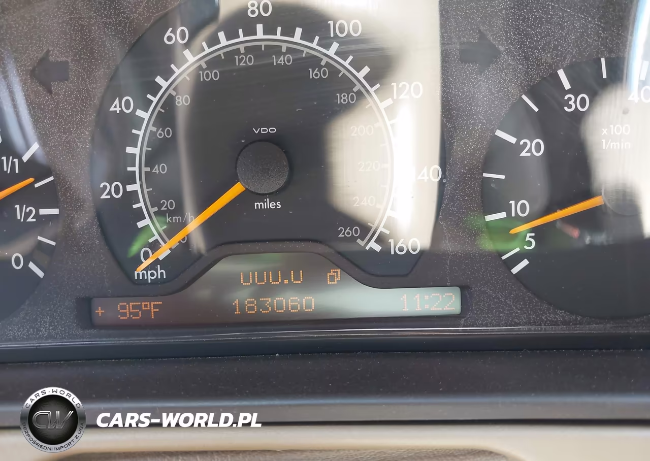 1999 Mercedes-Benz E 320 VIN:WDBJF65H4XA833887 - 7