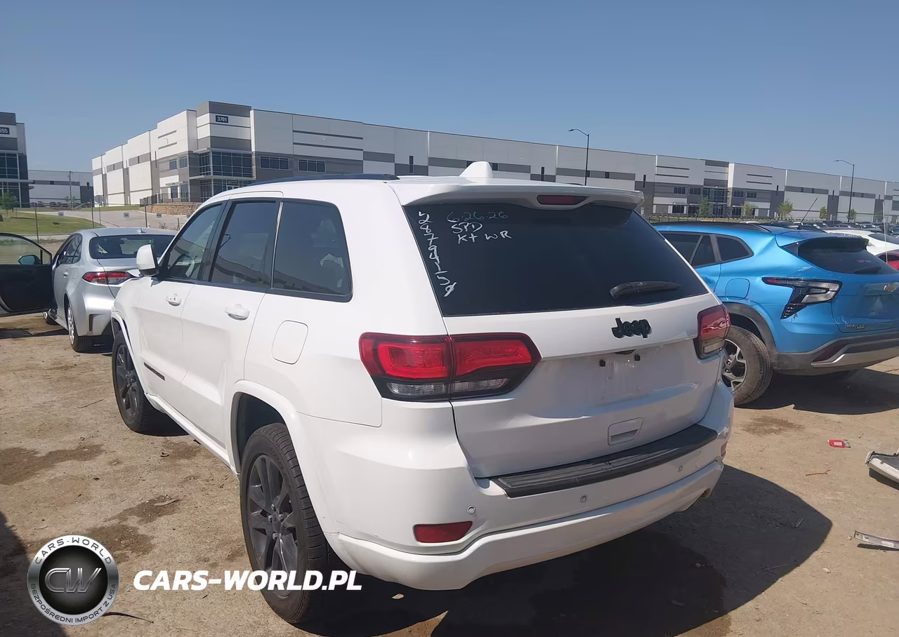 2021 Jeep Grand Cherokee Laredo X 4X2 VIN:1C4RJEAG0MC890128 - 3