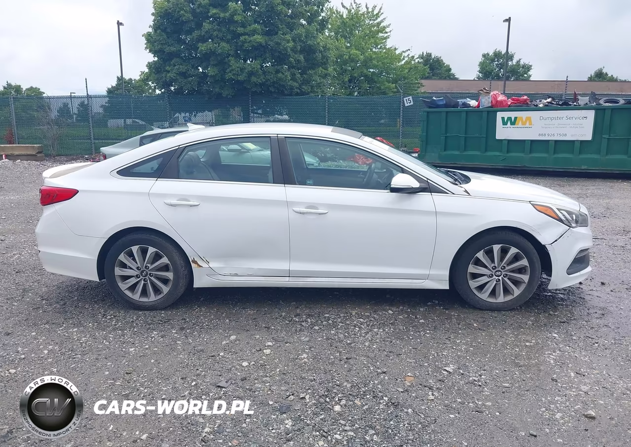 2015 Hyundai Sonata Sport VIN:5NPE34AF6FH089611 - 13