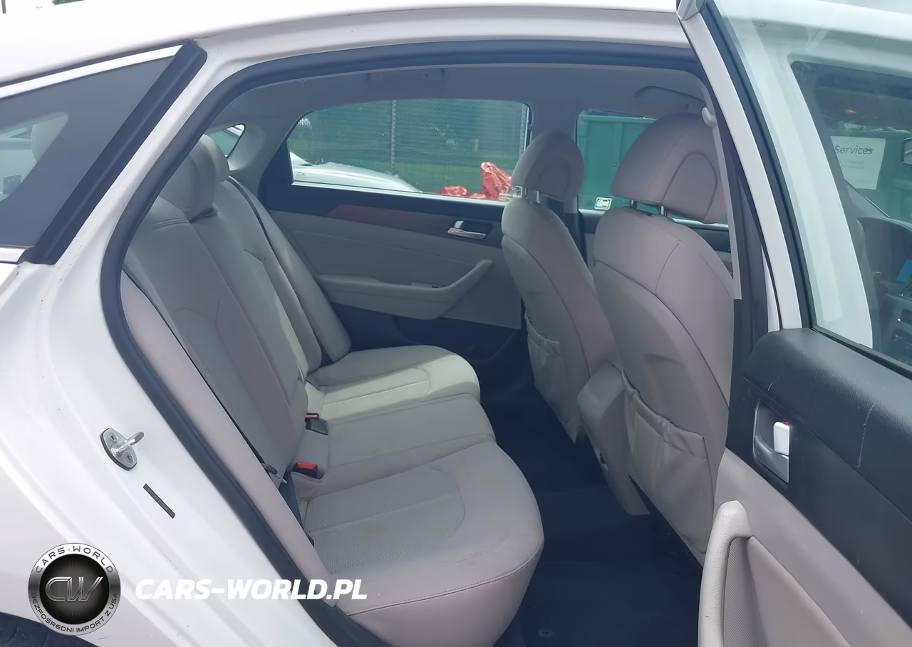 2015 Hyundai Sonata Sport VIN:5NPE34AF6FH089611 - 8