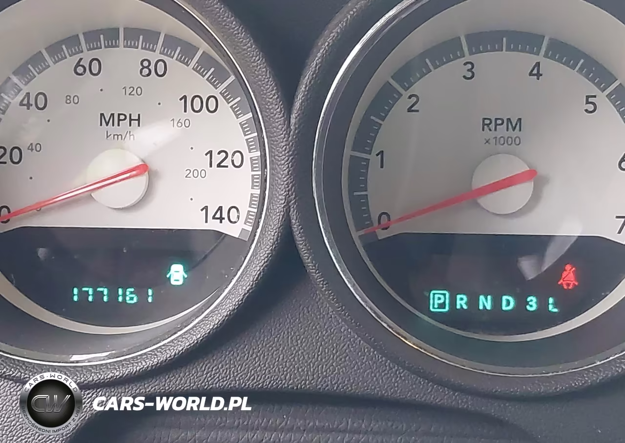 2008 Dodge Charger VIN:2B3KA43R78H105988 - 7