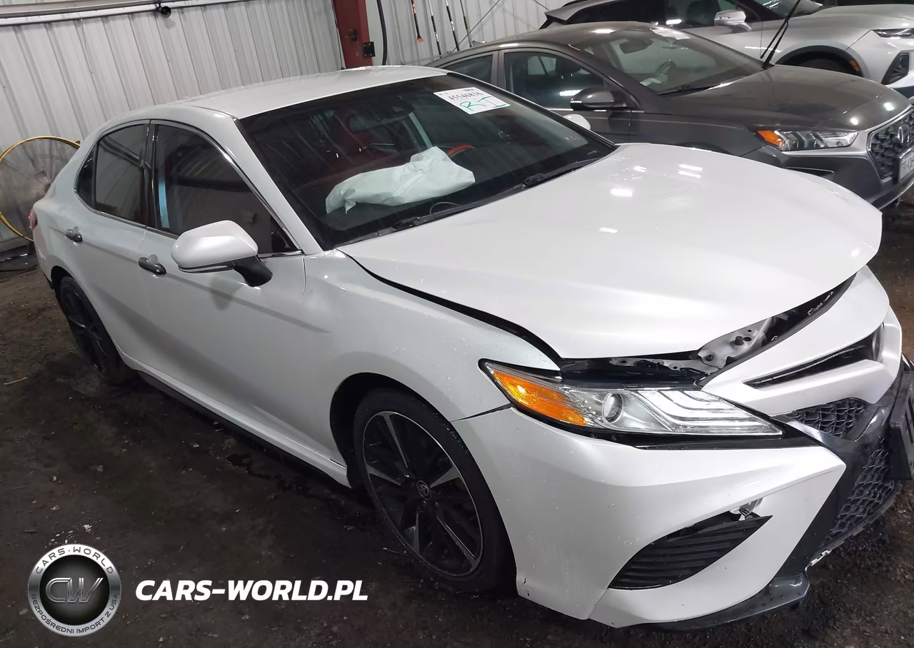 2020 Toyota Camry Xse