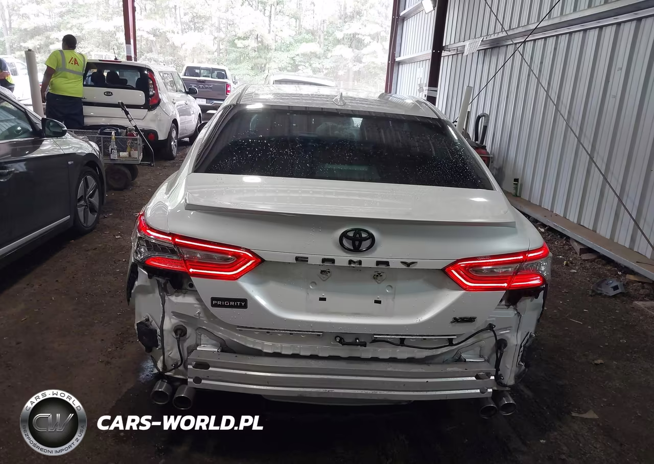 2020 Toyota Camry Xse VIN:4T1K61AK6LU951146 - 16