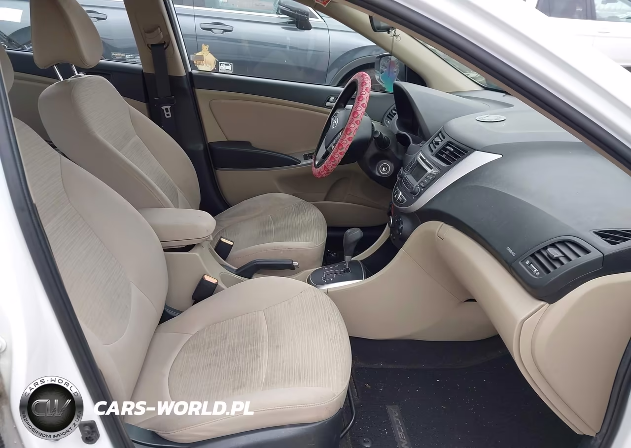 2017 Hyundai Accent Value Edition VIN:KMHCT4AE5HU225066 - 5