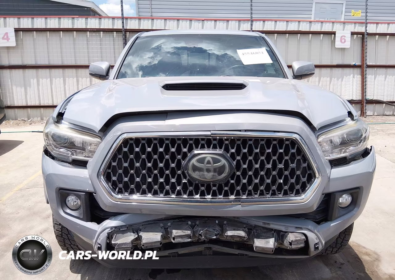 2018 Toyota Tacoma Trd Sport VIN:3TMAZ5CN8JM077244 - 13