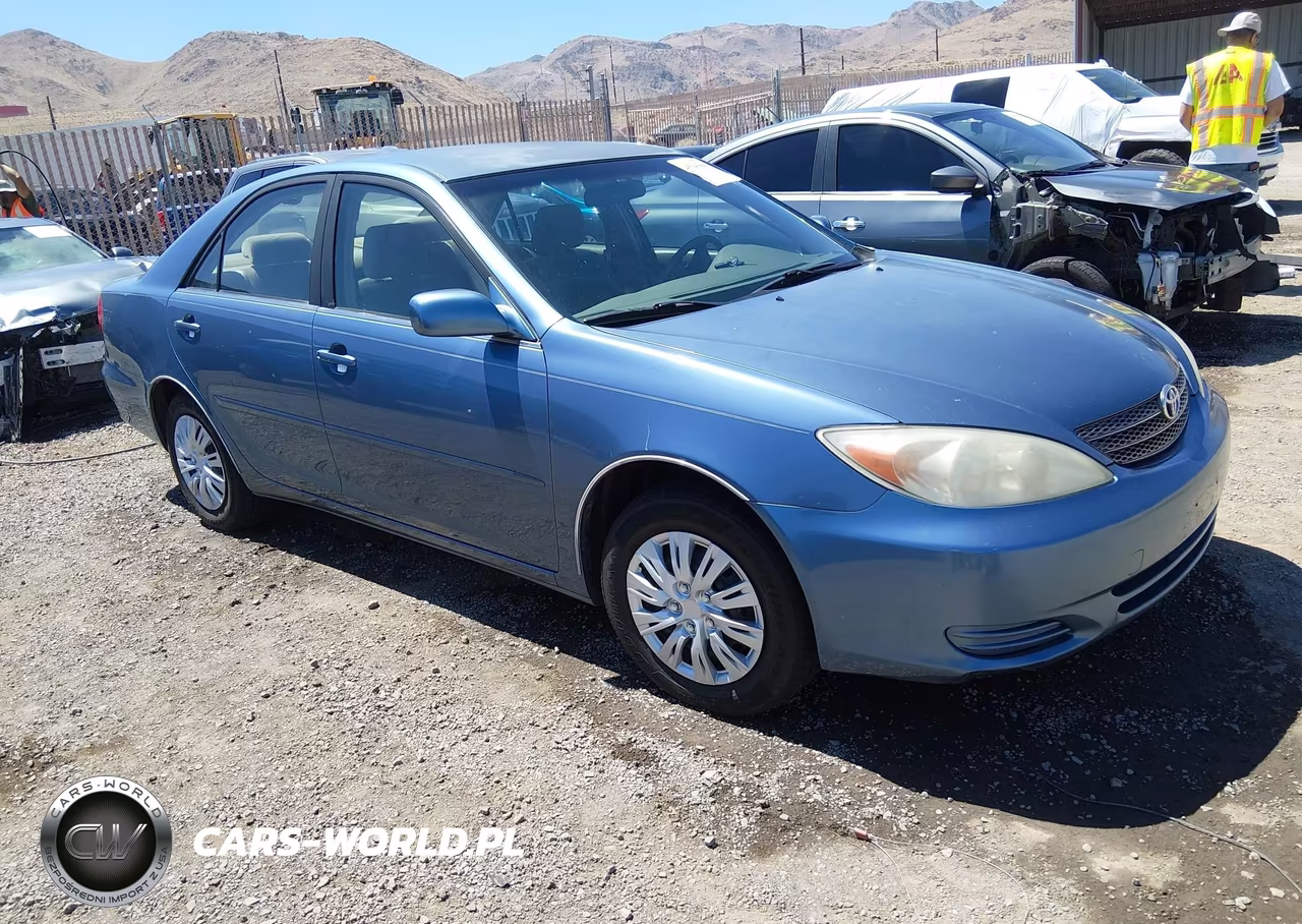 2004 Toyota Camry Le