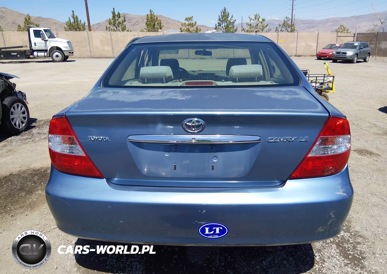 2004 Toyota Camry Le VIN:JTDBE32K640260337 - 16