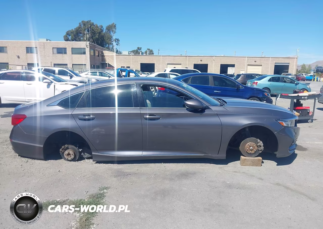 2018 Honda Accord Touring VIN:1HGCV1F90JA060092 - 12