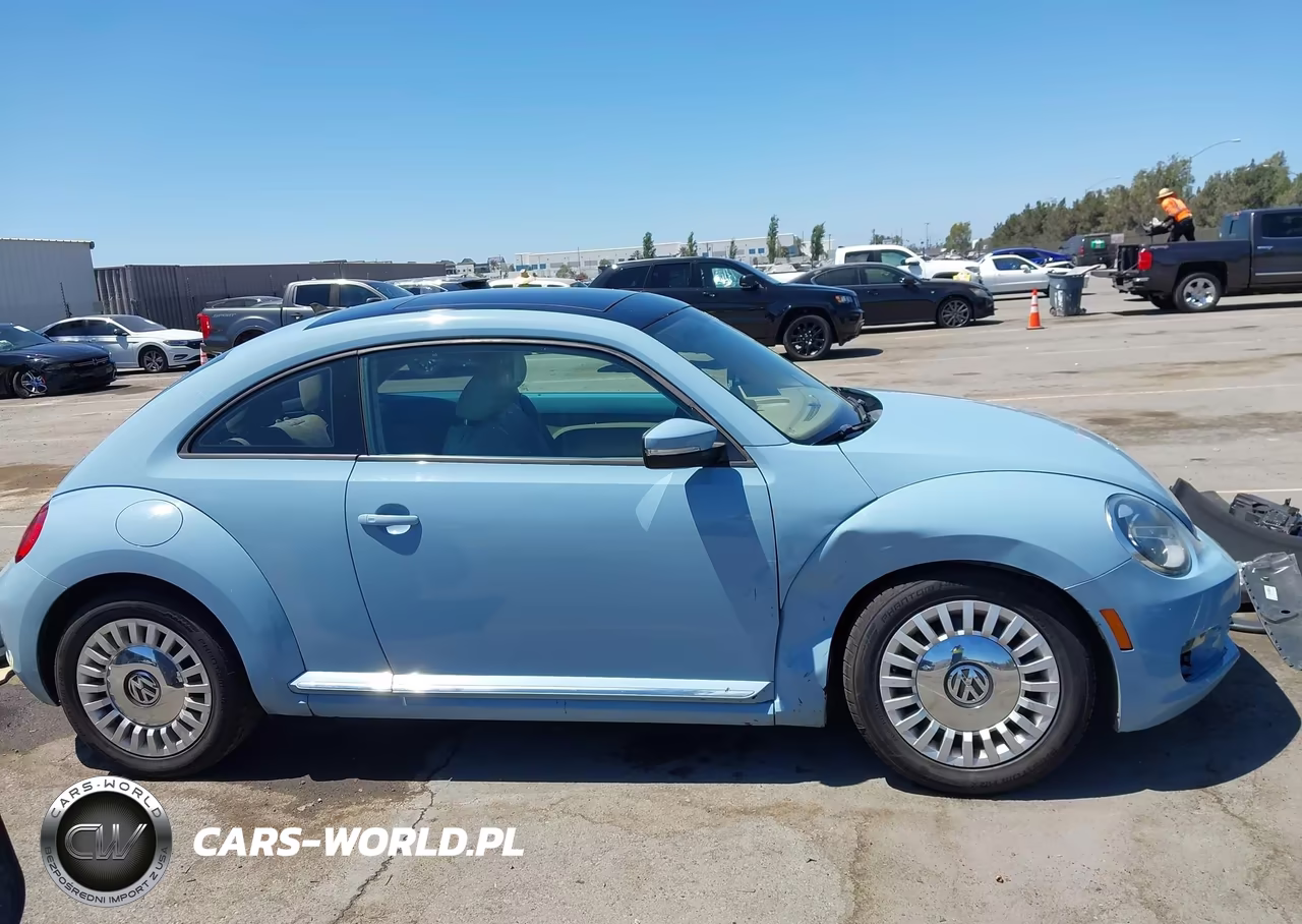 2015 Volkswagen Beetle 1.8T VIN:3VWJ17AT7FM601234 - 13