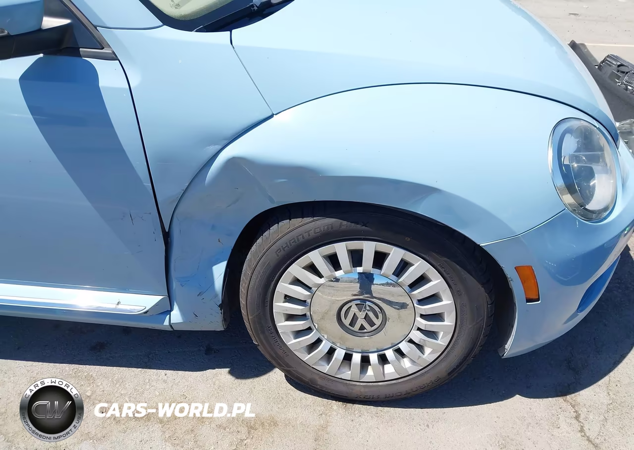 2015 Volkswagen Beetle 1.8T VIN:3VWJ17AT7FM601234 - 6