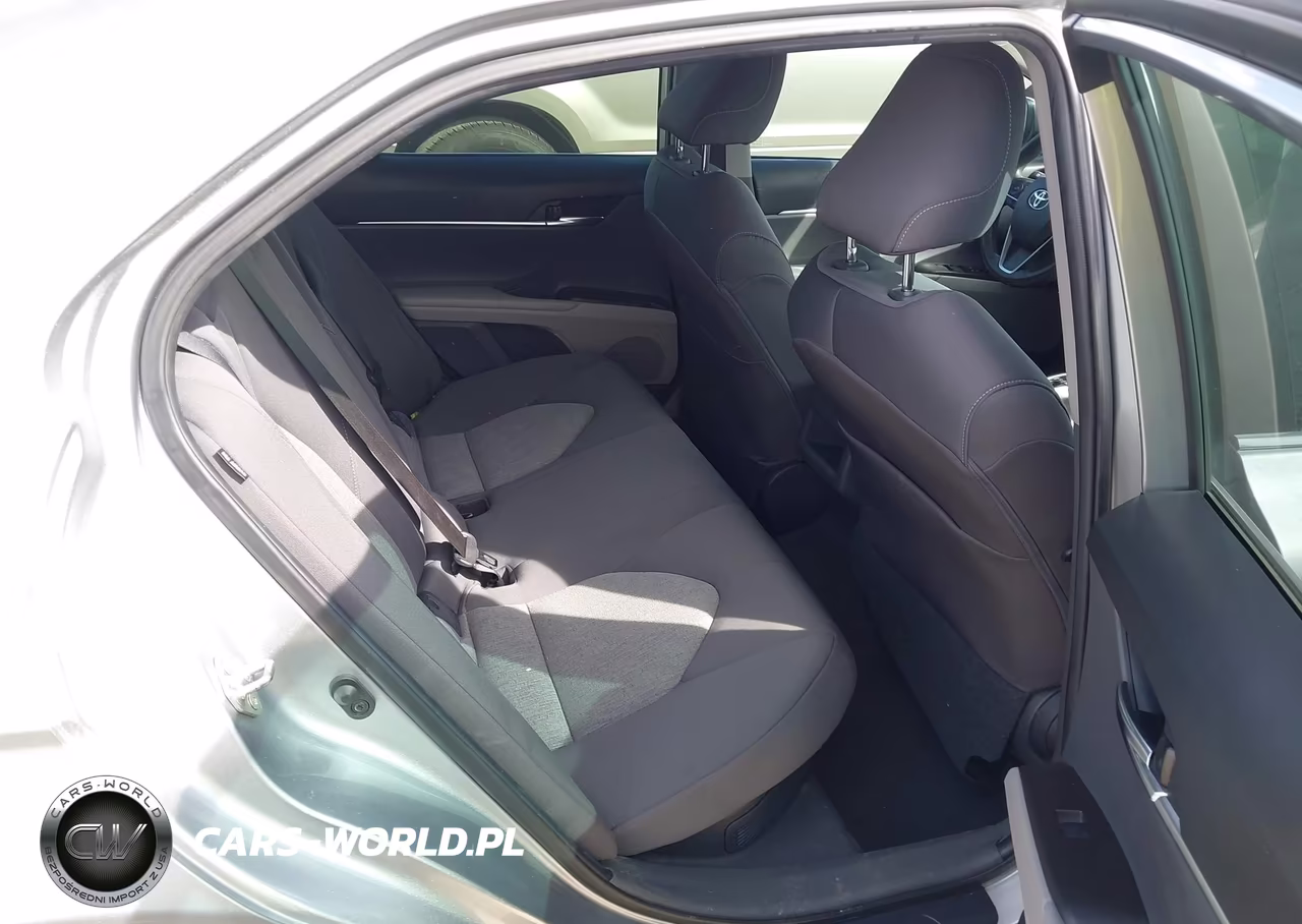 2021 Toyota Camry Le Hybrid VIN:4T1C31AK1MU547699 - 8