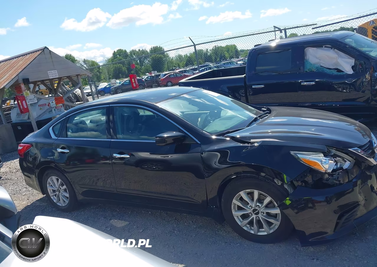2017 Nissan Altima 2.5 S VIN:1N4AL3AP9HC211237 - 14