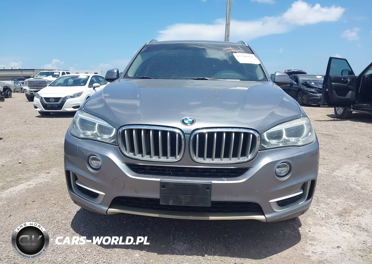 2015 BMW X5 xDrive50I VIN:5UXKR6C53F0J77111 - 12