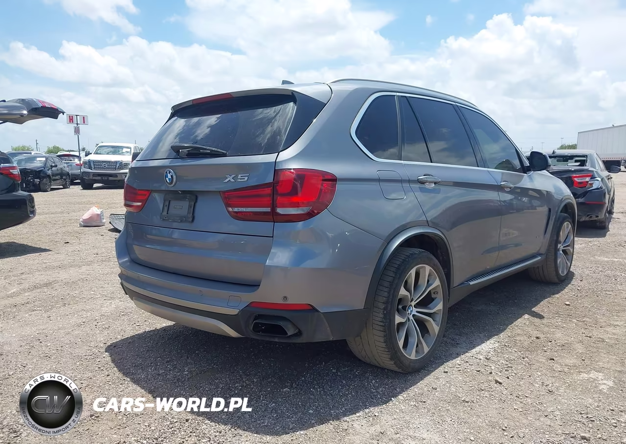 2015 BMW X5 xDrive50I VIN:5UXKR6C53F0J77111 - 4